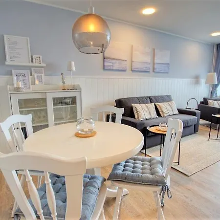 - Haus C, App 0c0909 Apartment *